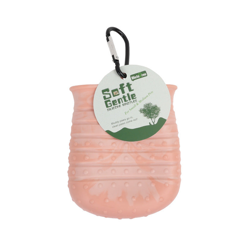 2-in-1 Paw Cleaner – Quick & Easy Mud-Free Paws!